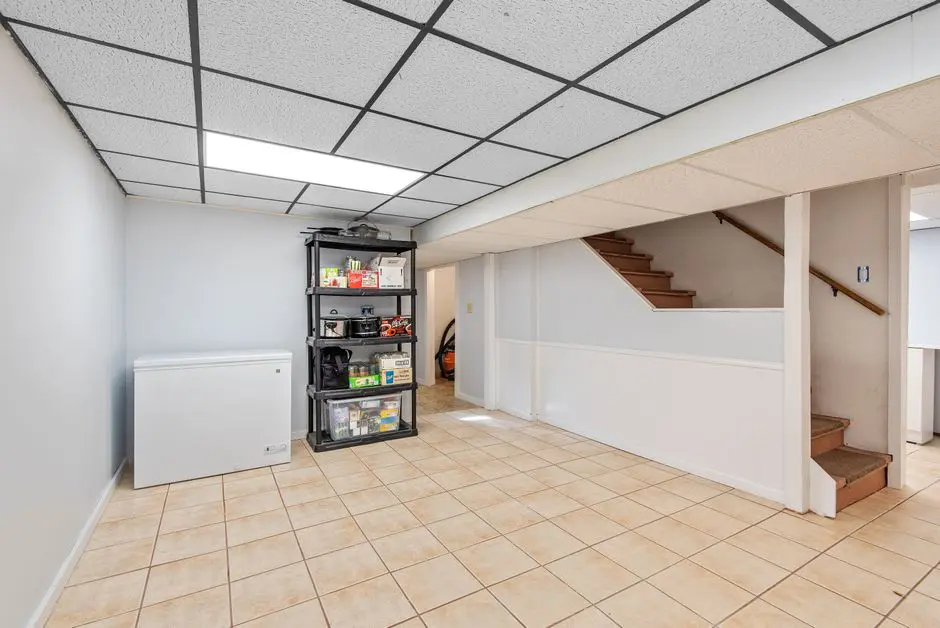 high efficiency furnace in home utility room